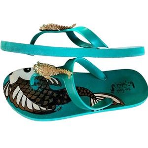 Miss Trish Splash Fish Flip Flops US Size 7 Embellished Green